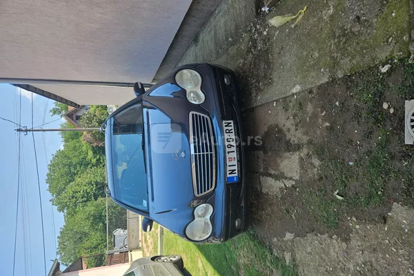 Mercedes Benz C 180 — polovni automobil