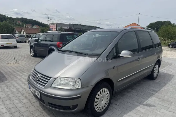 Volkswagen Sharan — polovni automobil