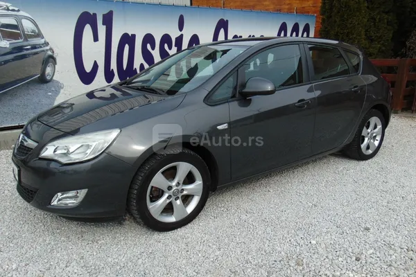 Opel Astra — polovni automobil