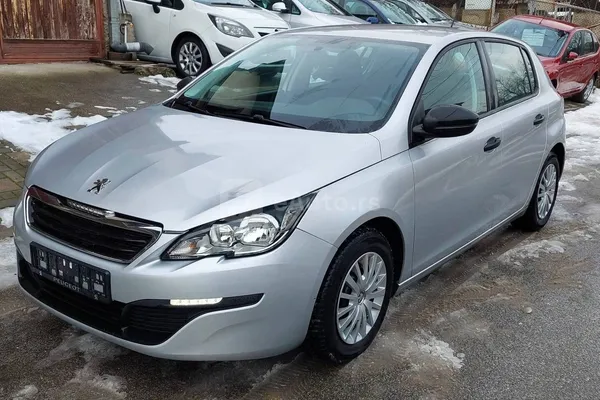 Peugeot 308 — polovni automobil