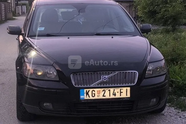 Volvo V50 — polovni automobil