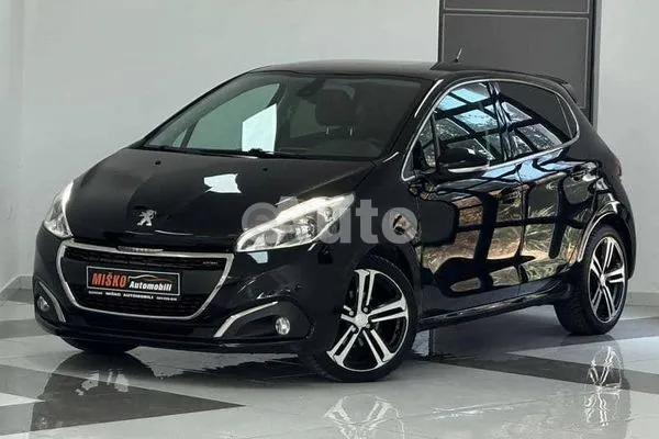 Peugeot 208 — polovni automobil