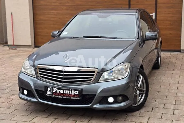 Mercedes Benz C 200 — polovni automobil