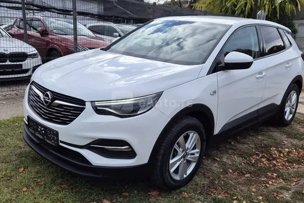Opel Grandland X — polovni automobil