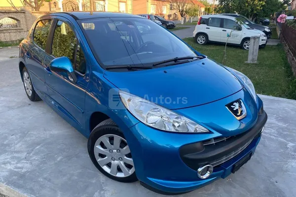 Peugeot 207 — polovni automobil