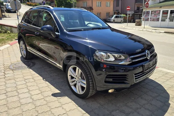 Volkswagen Touareg — polovni automobil