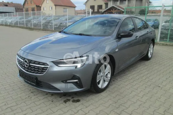 Opel Insignia — polovni automobil