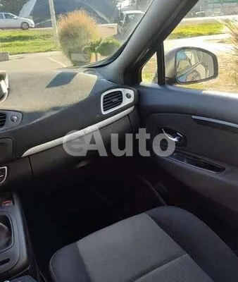 Renault Grand Scenic — polovni automobil