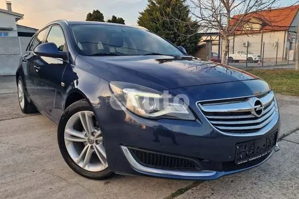 Opel Insignia — polovni automobil