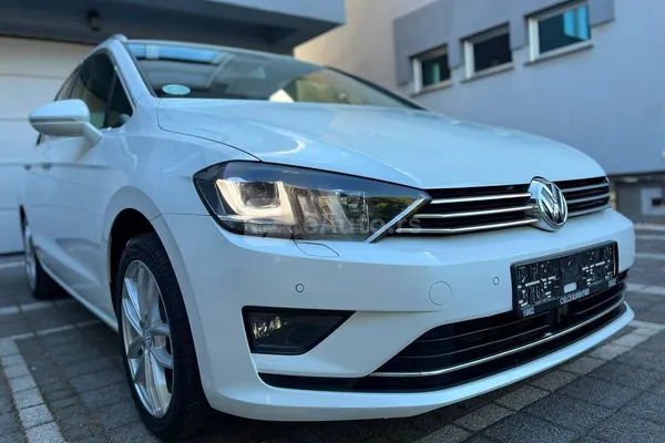 Volkswagen Golf Sportsvan — polovni automobil