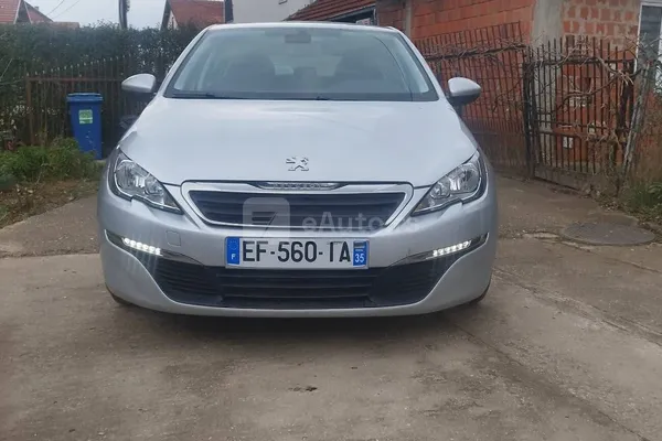 Peugeot 308 — polovni automobil