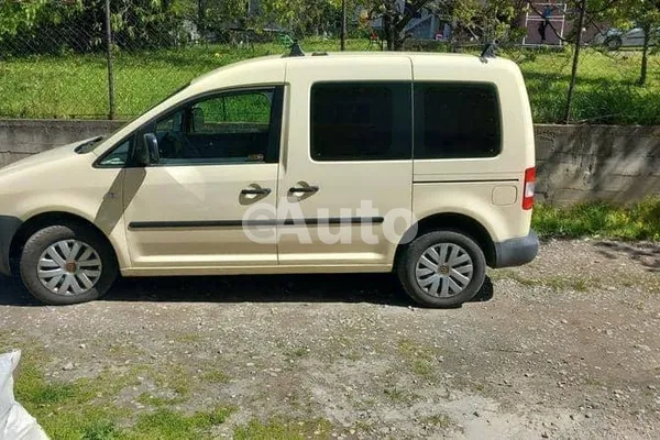 Volkswagen Caddy — polovni automobil