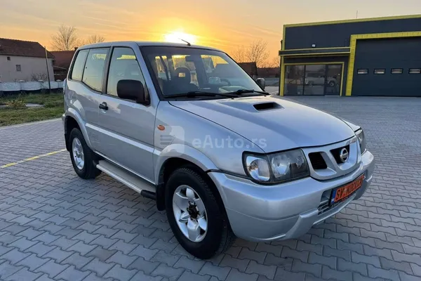 Nissan Terrano — polovni automobil