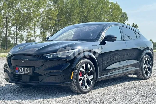 Ford Mustang — polovni automobil
