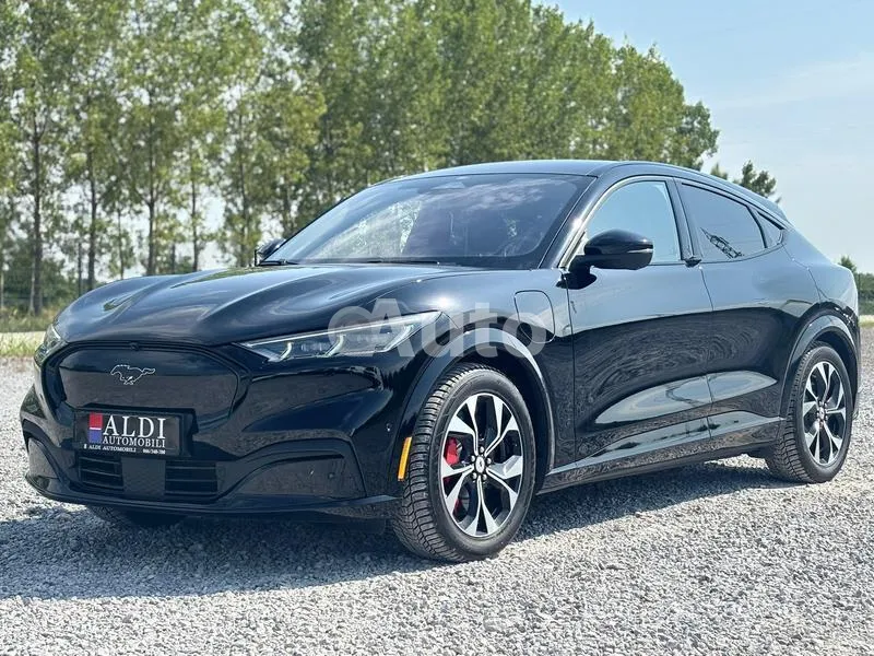 Ford Mustang — polovni automobil