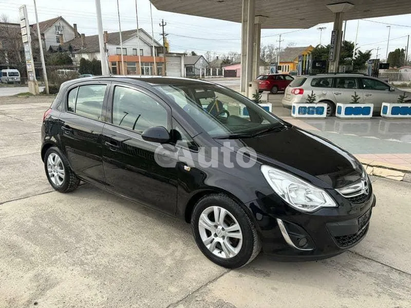 Opel Corsa D — polovni automobil