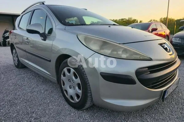 Peugeot 207 — polovni automobil