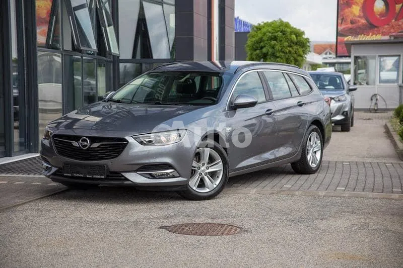 Opel Insignia — polovni automobil