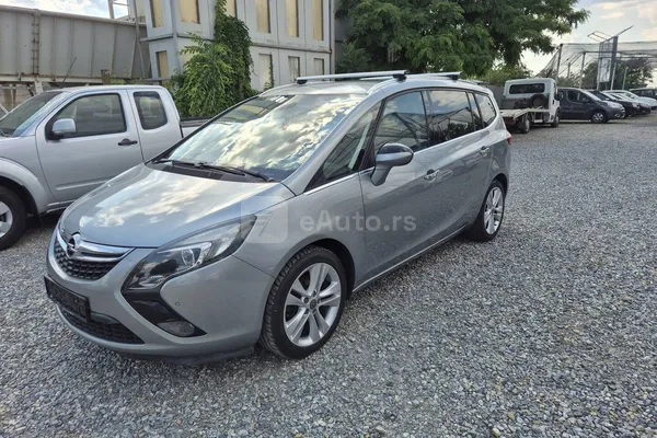 Opel Zafira — polovni automobil