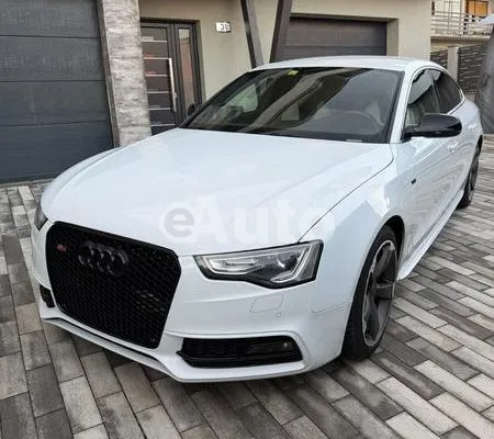 Audi S5 — polovni automobil