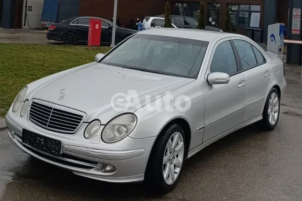 Mercedes Benz E 270 — polovni automobil