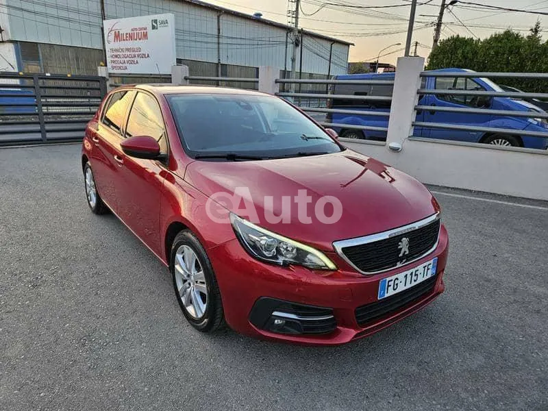 Peugeot 308 — polovni automobil