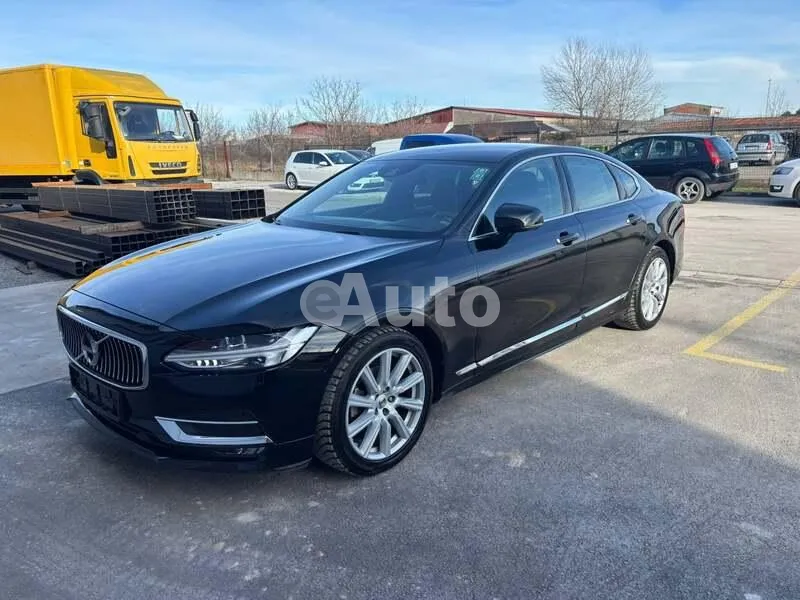Volvo S90 — polovni automobil