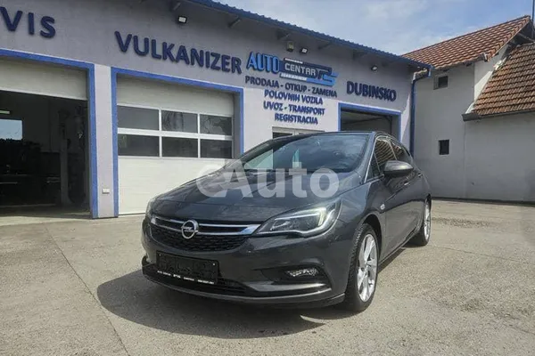Opel Astra K — polovni automobil