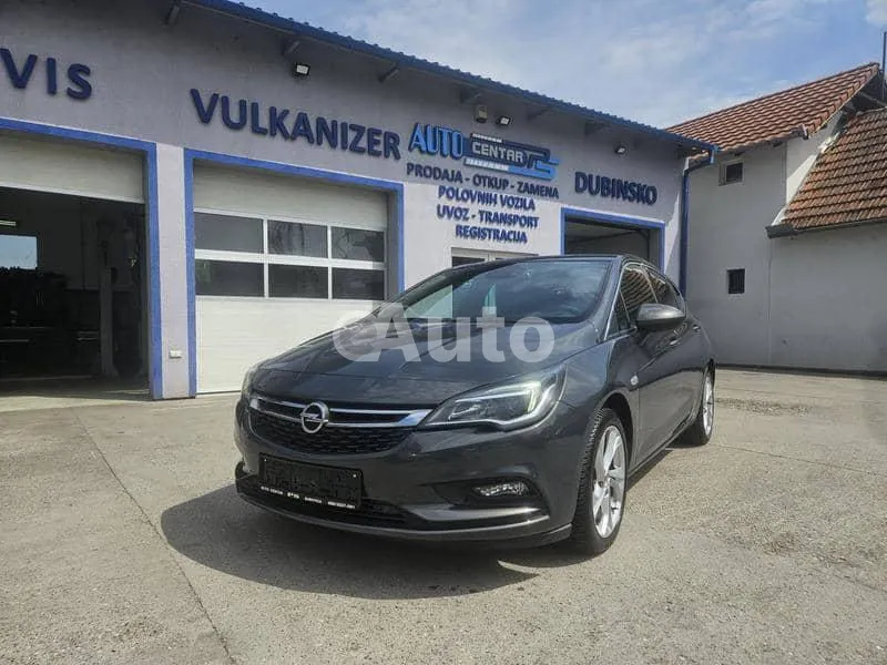 Opel Astra K — polovni automobil