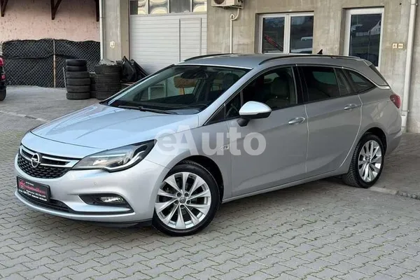 Opel Astra K — polovni automobil