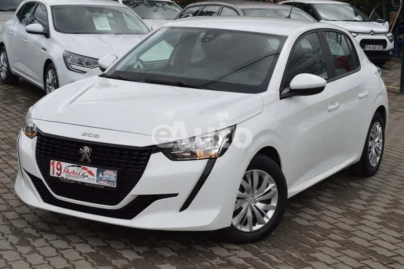 Peugeot 208 — polovni automobil