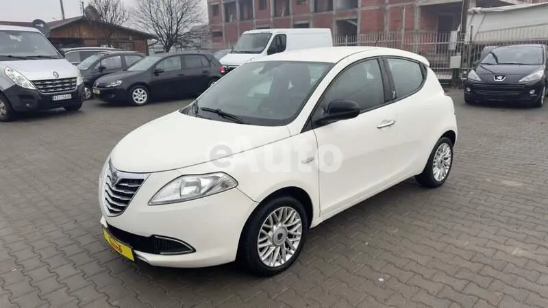 Lancia Ypsilon — polovni automobil