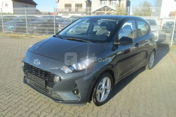 Hyundai i10 — polovni automobil