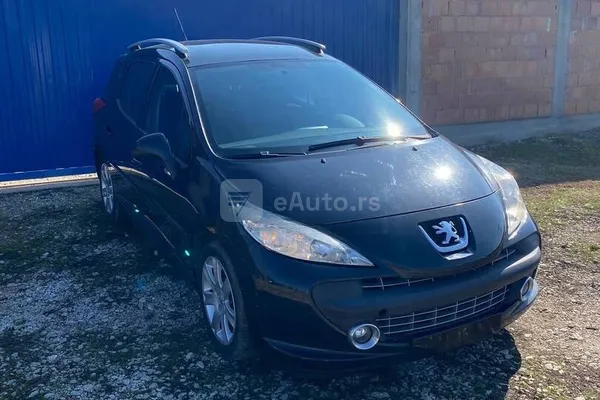 Peugeot 207 — polovni automobil