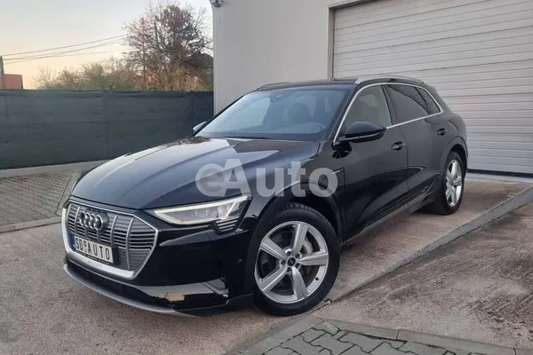 Audi e-tron — polovni automobil