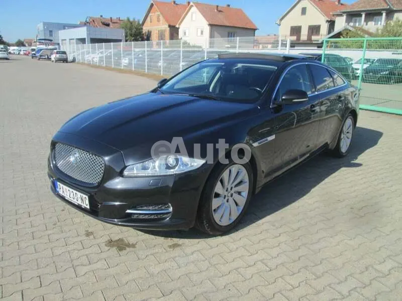 Jaguar XJ — polovni automobil
