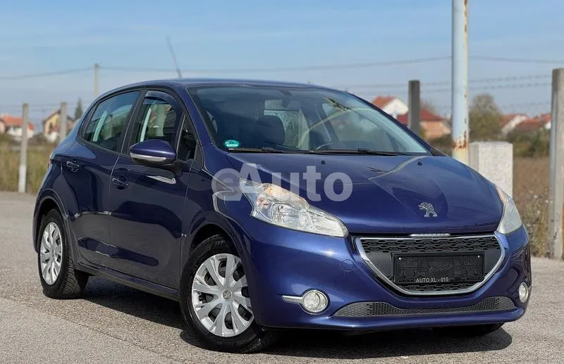 Peugeot 208 — polovni automobil
