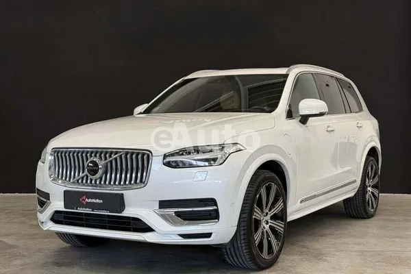 Volvo XC90 — polovni automobil