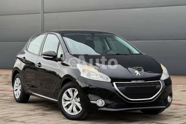 Peugeot 208 — polovni automobil