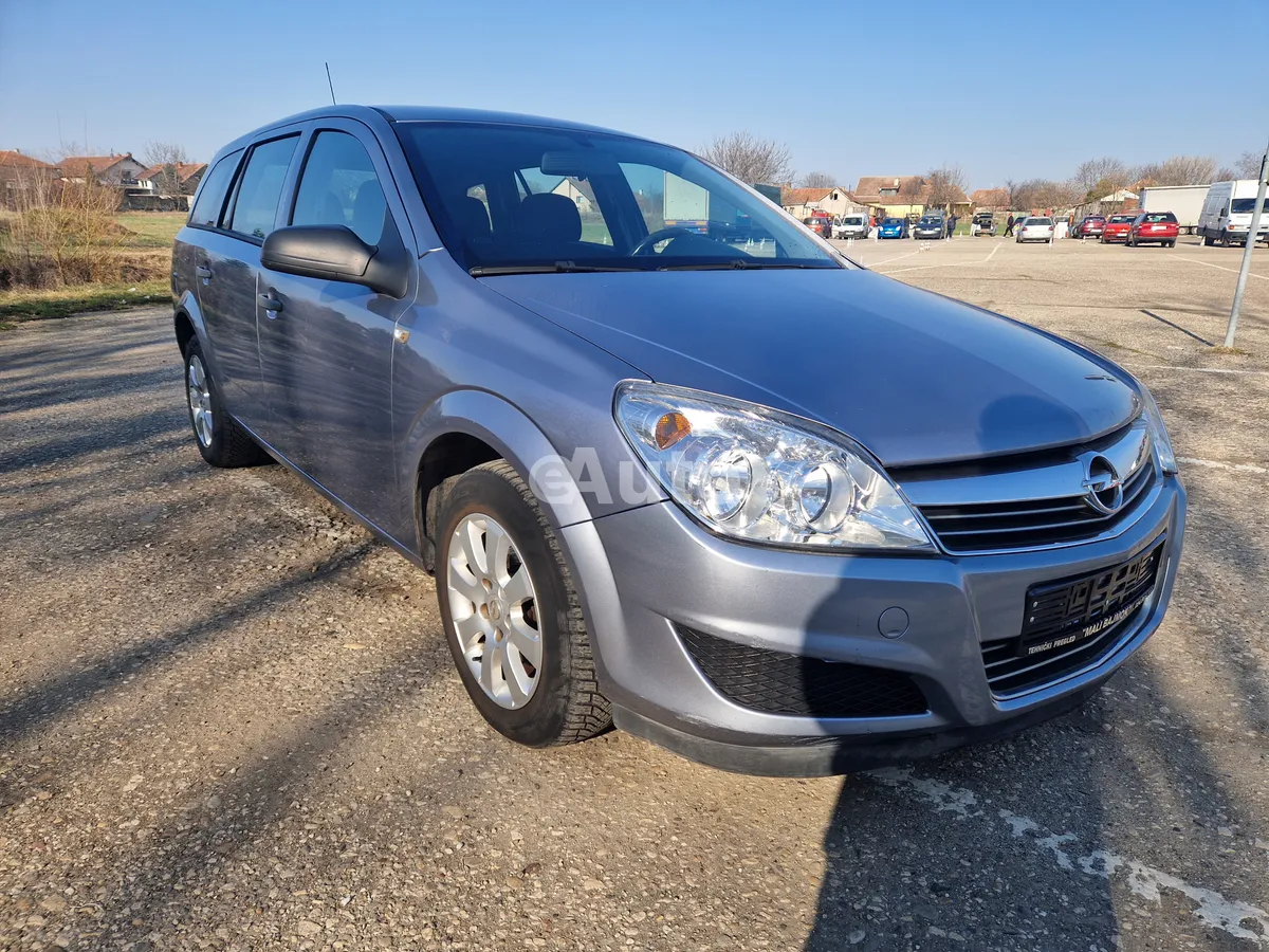 Opel Astra H — polovni automobil