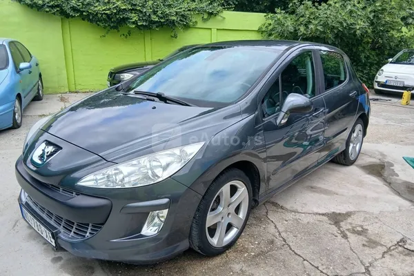 Peugeot 308 — polovni automobil