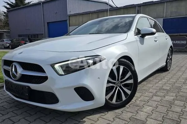 Mercedes Benz A 180 — polovni automobil