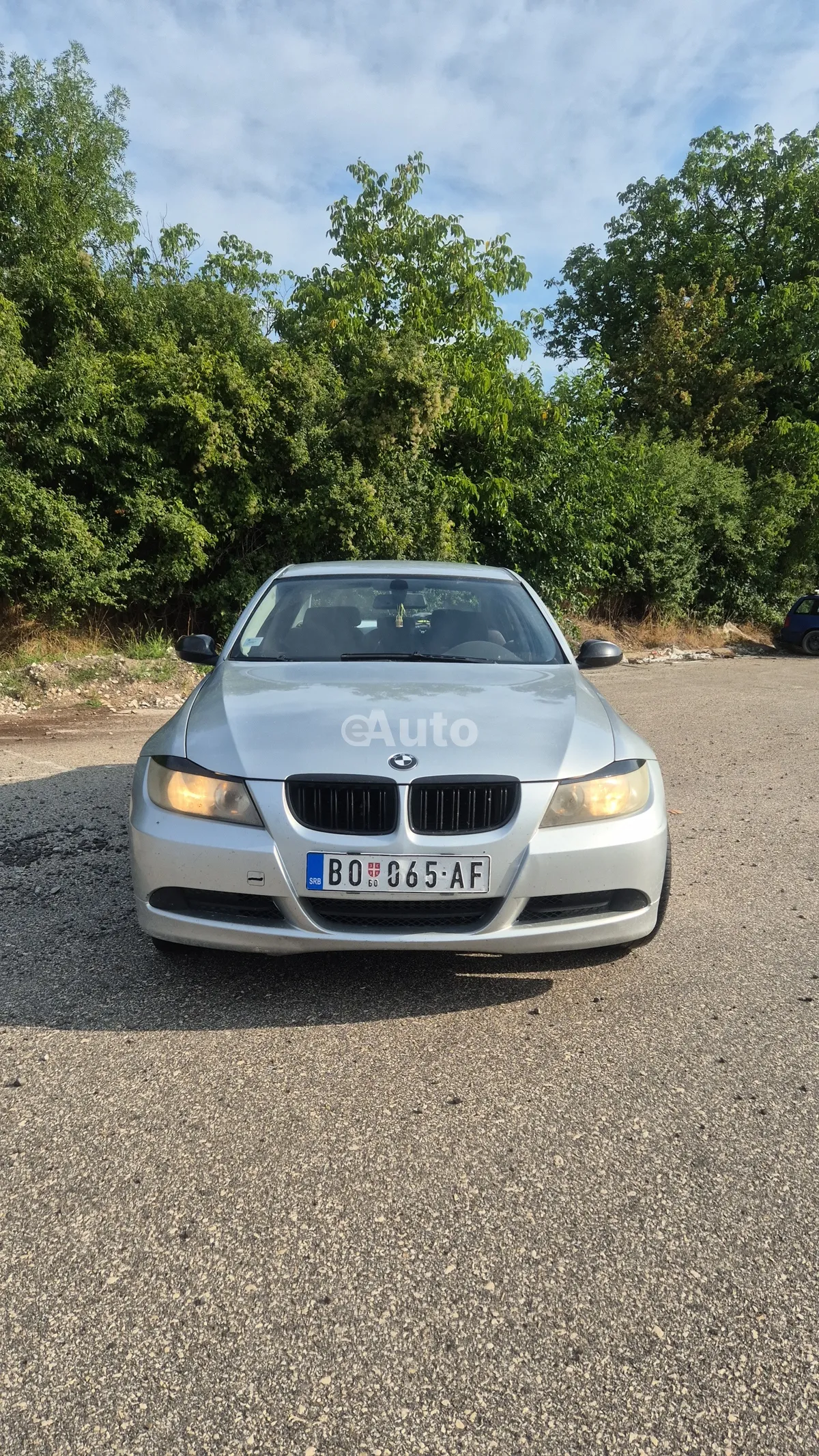 BMW 320 — polovni automobil