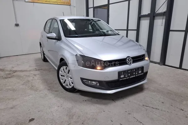 Volkswagen Polo — polovni automobil