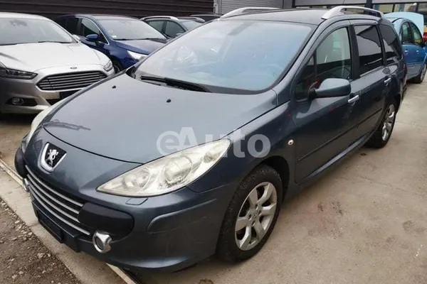 Peugeot 308 — polovni automobil
