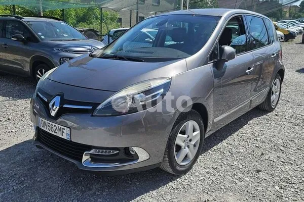 Renault Scenic — polovni automobil