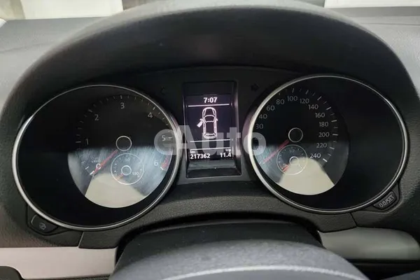 Volkswagen Golf 6 — polovni automobil