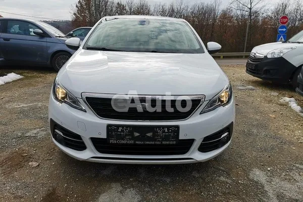 Peugeot 308 — polovni automobil