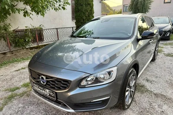 Volvo V60 Cross Country — polovni automobil