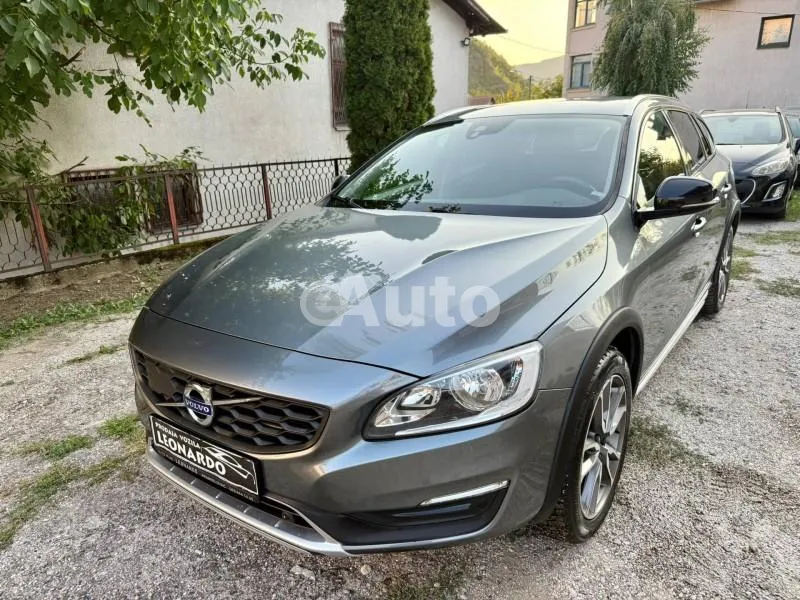 Volvo V60 Cross Country — polovni automobil